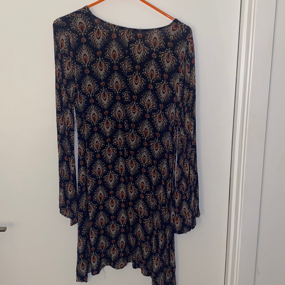 Pattern long sleeve dress